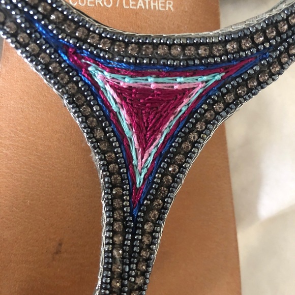 Cute, colourful summer sandals! - Picture 3 of 5